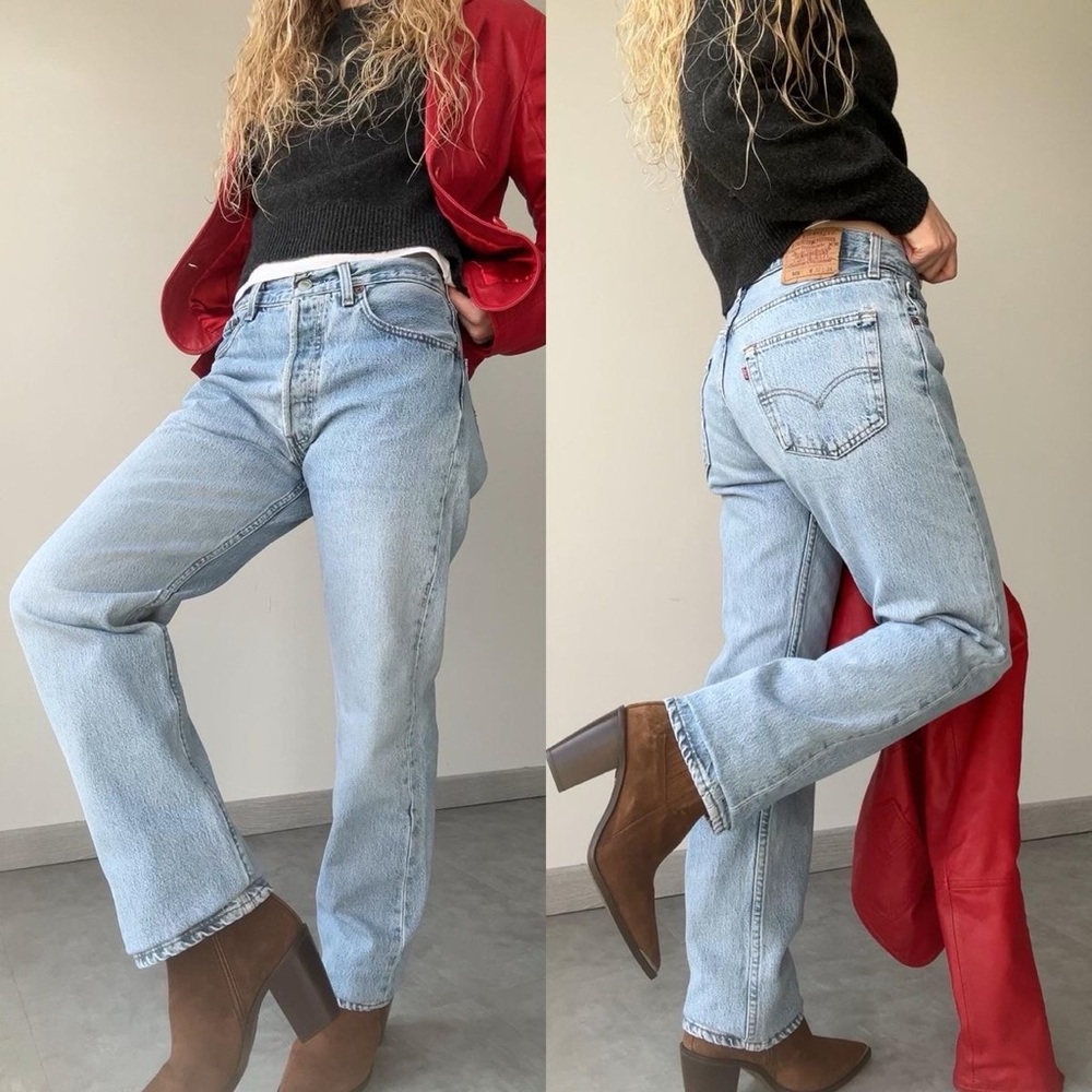 Vintage Light Wash Levi’s Jeans